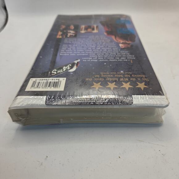 Sealed Miracle on 34th Street 1994 VHS Clamshell John Hughes Xmas Movie Promo - Picture 4 of 6